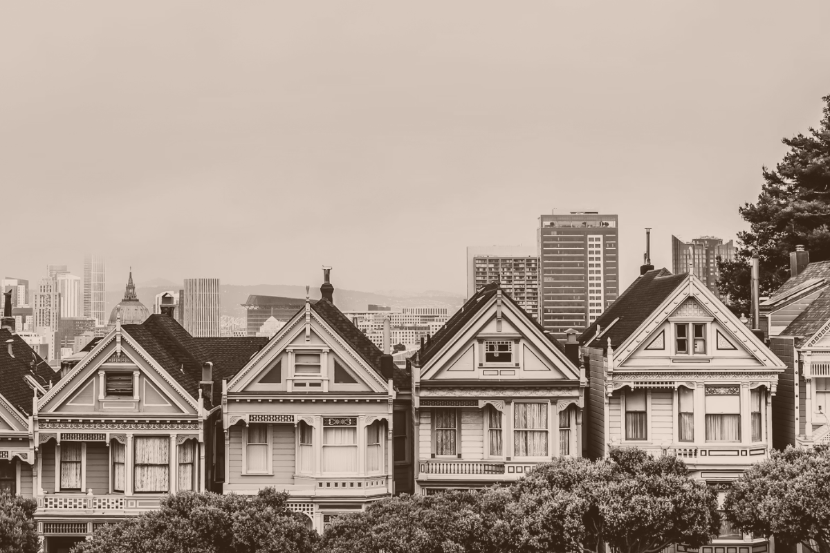 Selling a Primary Residence Before Moving Abroad: Taxes and Timing